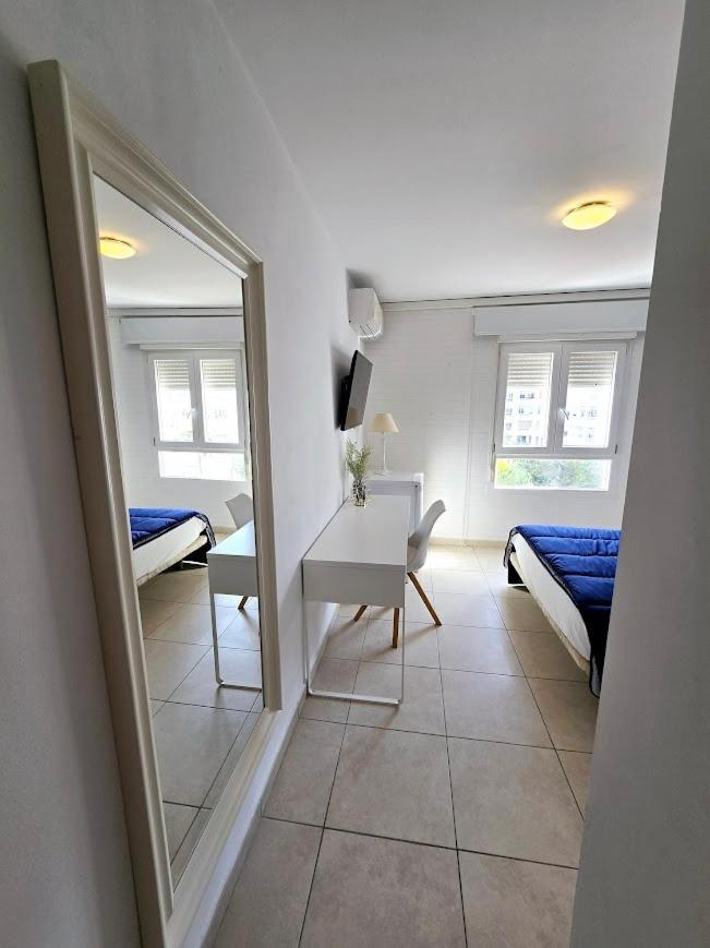Homestay Elegante Con Bano Compartido Marbella